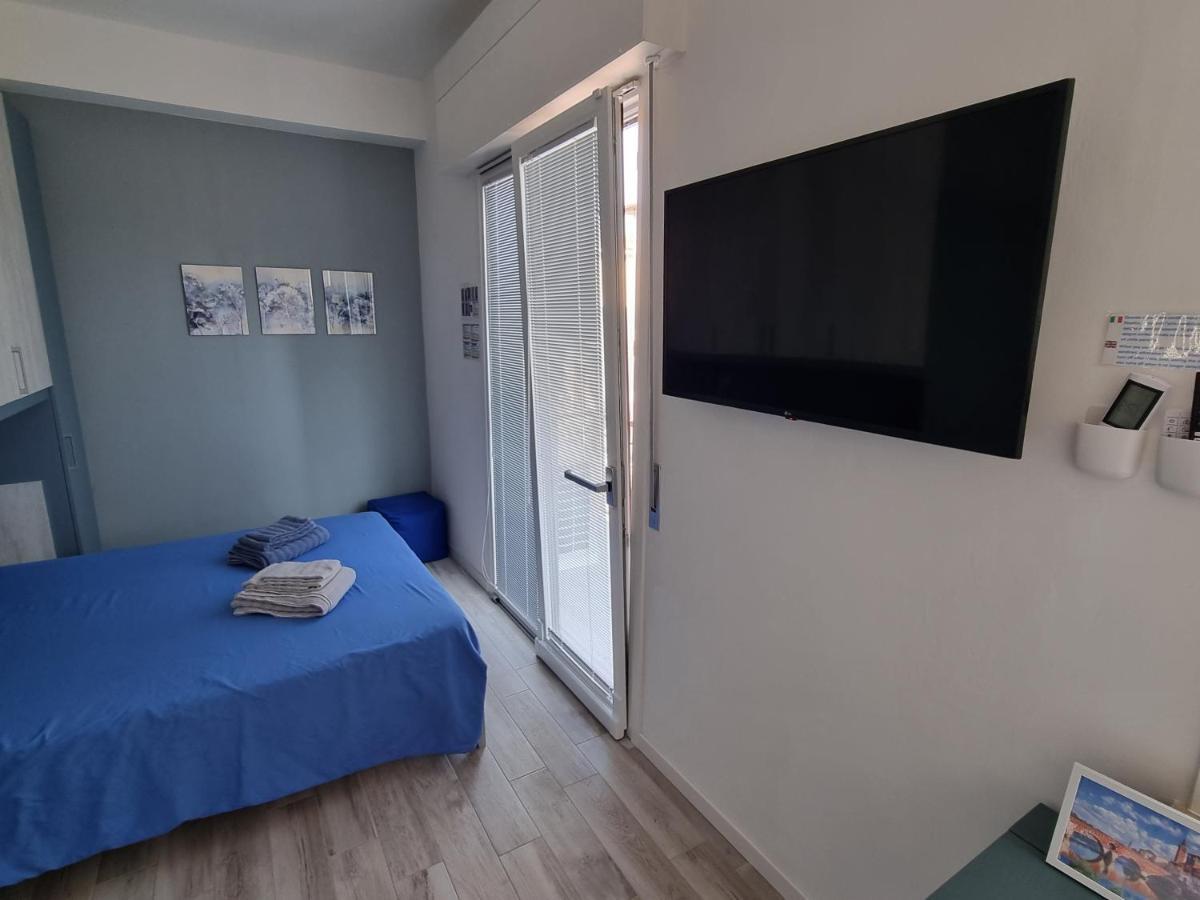 Blue House Apartment - San Massimo Верона Екстер'єр фото